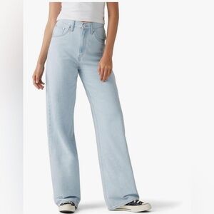 Brand: Levi’s | Women’s Cinch Baggy